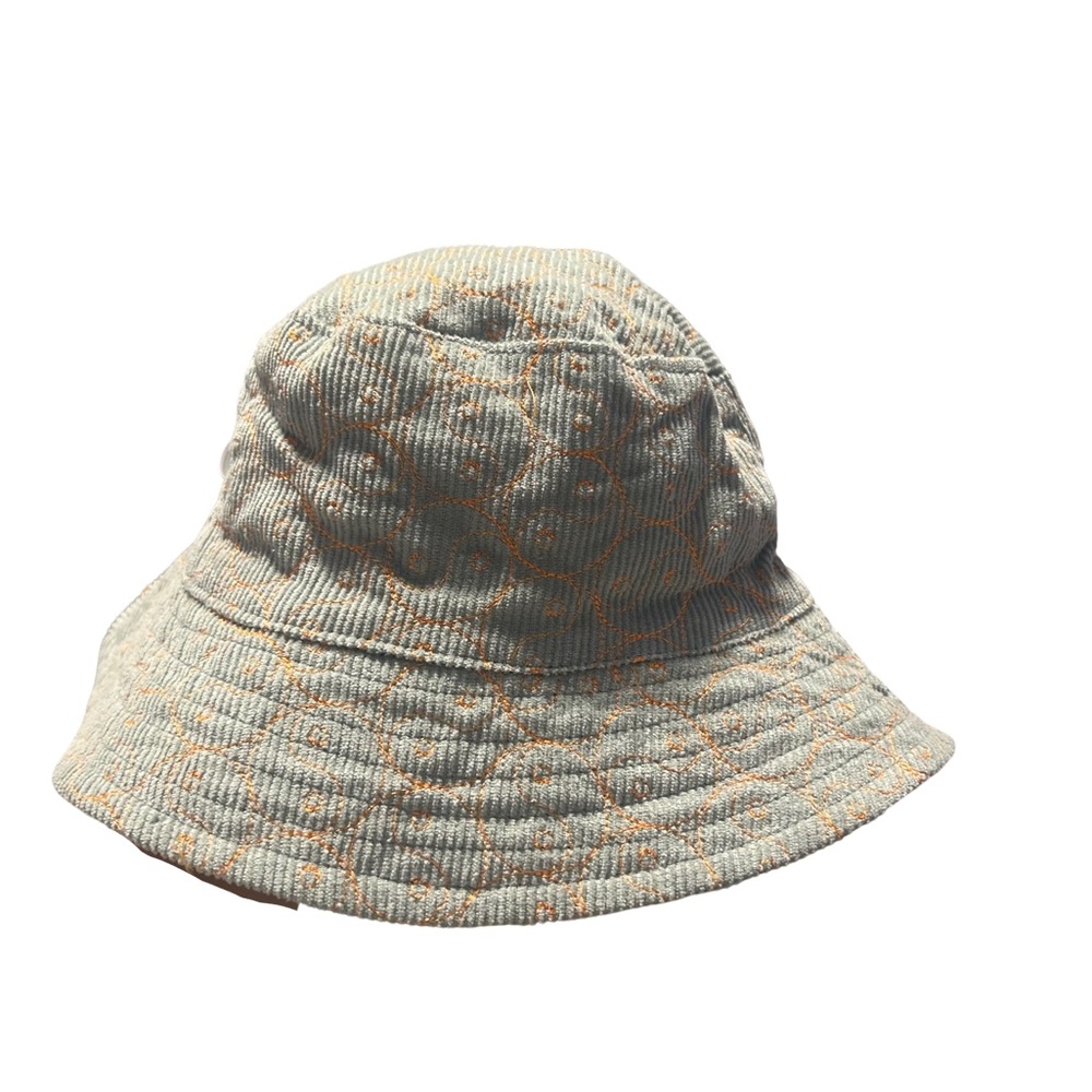 Urban outfitters hat yin and Yang